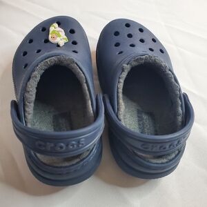 Toddler size 8 blue lined Crocs